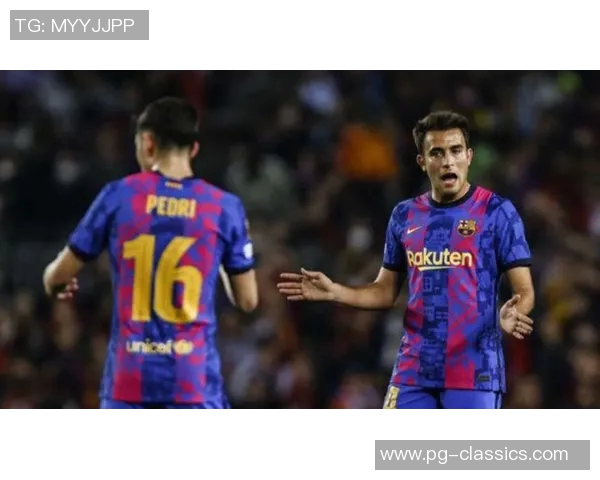 巴萨与那不勒斯友谊赛战平绝杀瞬间引发全场热议与惊叹