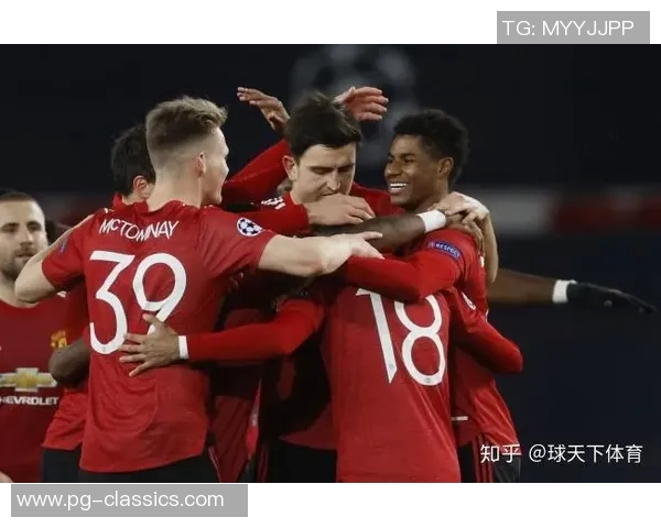 曼联友谊赛大胜莱比锡红牌事件引发全场热议与战术分析