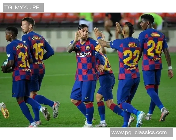 巴萨逆转那不勒斯晋级国王杯点球大战引发争议与热议